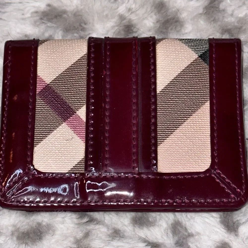 Burberry Nova Check Bifold Great Condition!